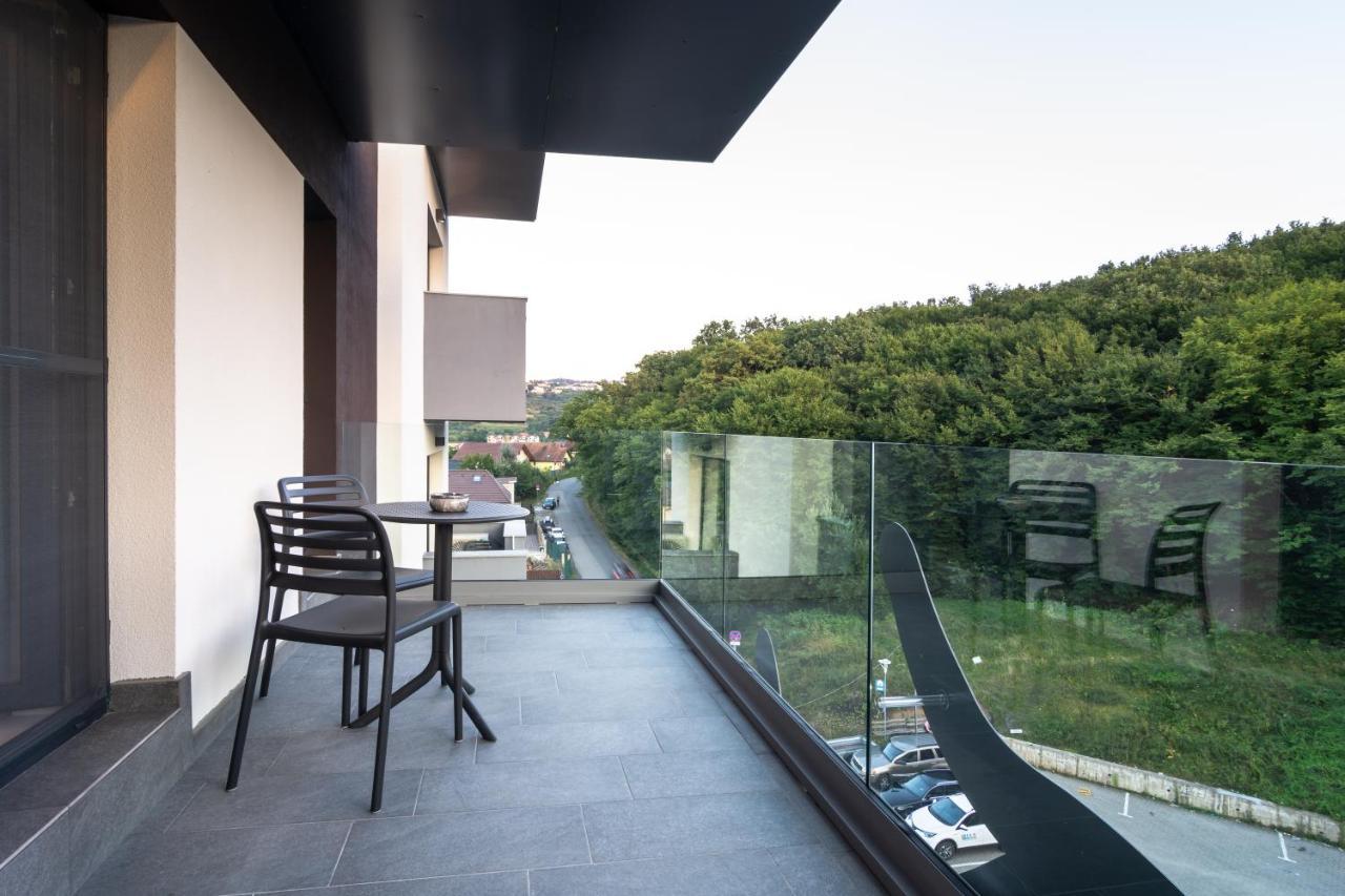 Aparthotel Nox Клуж-Напока Экстерьер фото